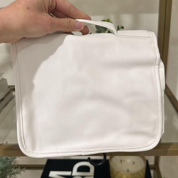 Sulwhasoo Travel Bag